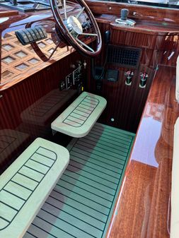 Boston Boatworks Daychaser 48 image