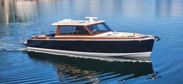 Boston Boatworks Daychaser 48 image