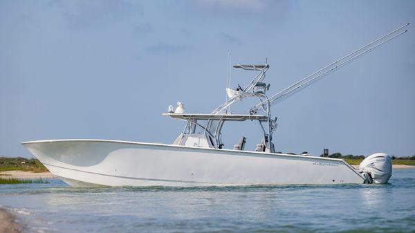 SeaHunter 46 CTS 