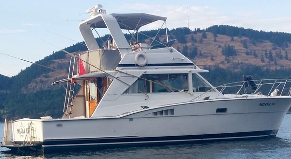 Chris-Craft 422 Commander image