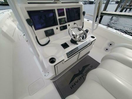 Invincible 39 Center Console image