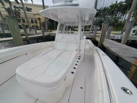 Invincible 39 Center Console image