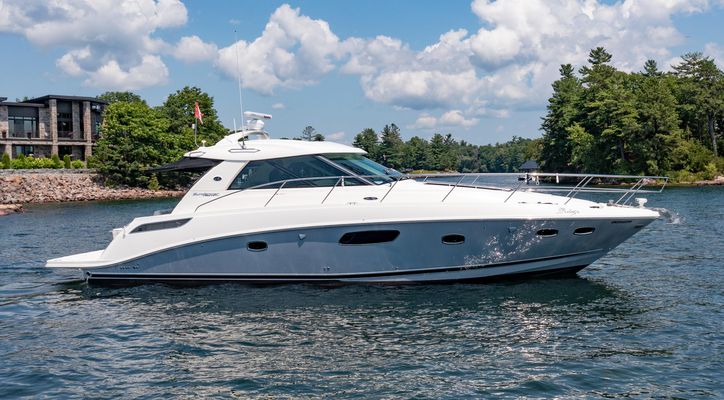 Sea Ray 450 Sundancer - main image