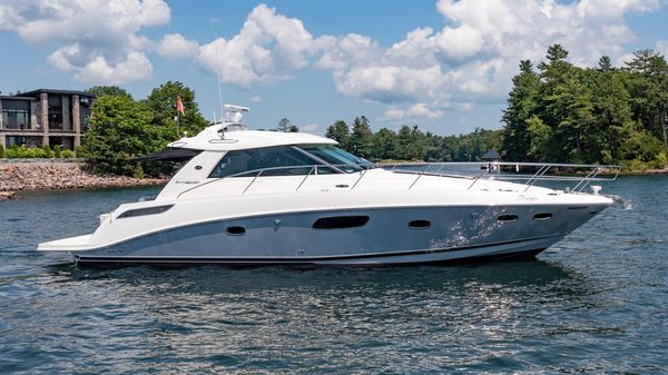 Sea Ray 450 Sundancer
