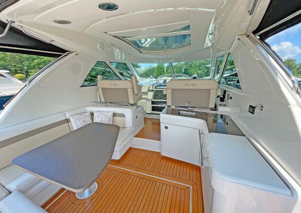 Sea Ray 450 Sundancer image