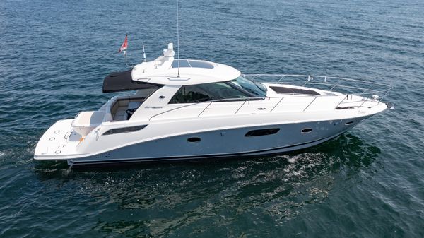 Sea Ray 450 Sundancer image