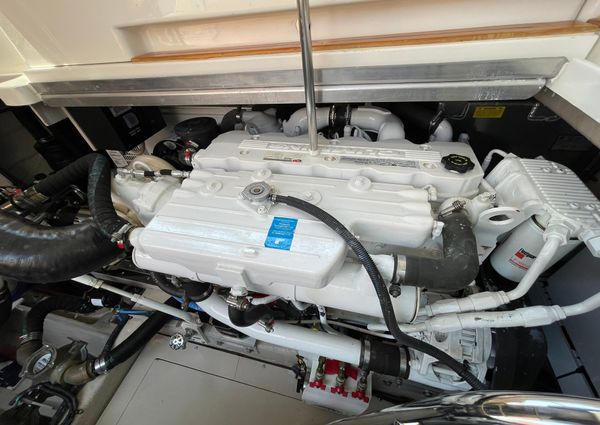 Sea Ray 450 Sundancer image