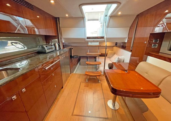 Sea Ray 450 Sundancer image