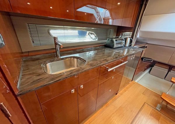 Sea Ray 450 Sundancer image