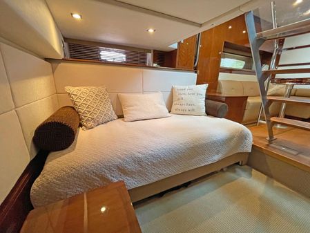 Sea Ray 450 Sundancer image