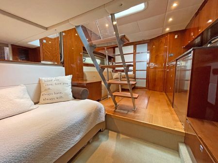 Sea Ray 450 Sundancer image