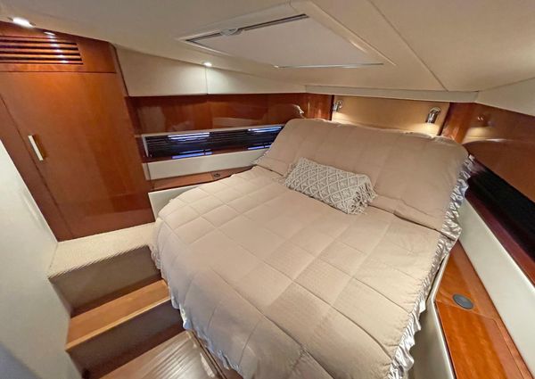 Sea Ray 450 Sundancer image