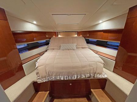 Sea Ray 450 Sundancer image