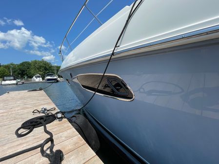 Sea Ray 450 Sundancer image