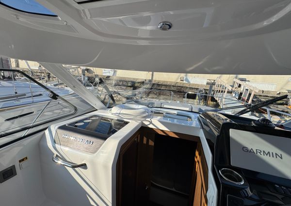 Beneteau Antares 9 image