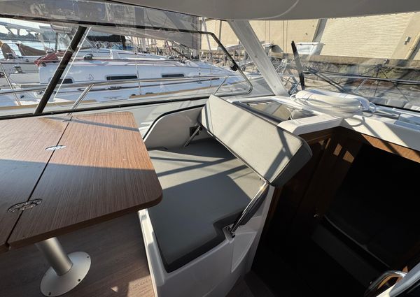 Beneteau Antares 9 image