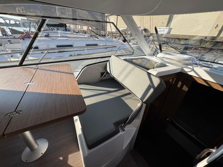 Beneteau Antares 9 image