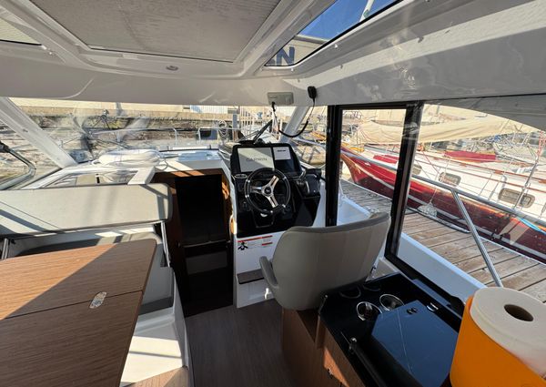 Beneteau Antares 9 image