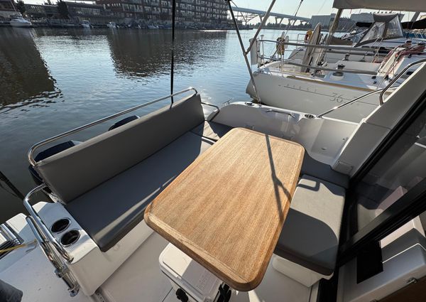 Beneteau Antares 9 image