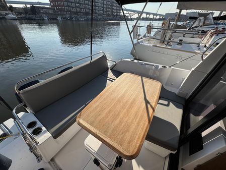 Beneteau Antares 9 image