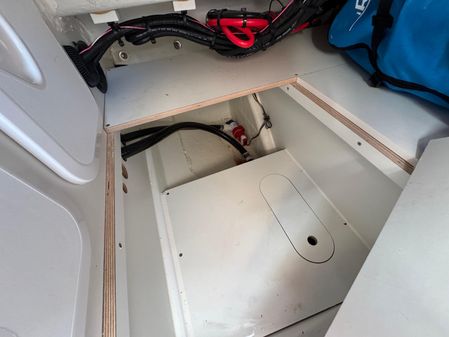 Beneteau Antares 9 image