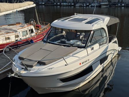 Beneteau Antares 9 image