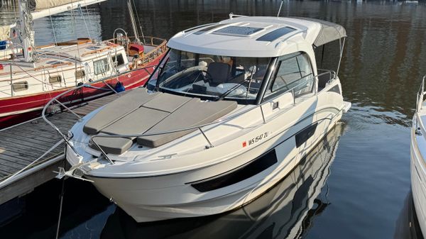 Beneteau Antares 9