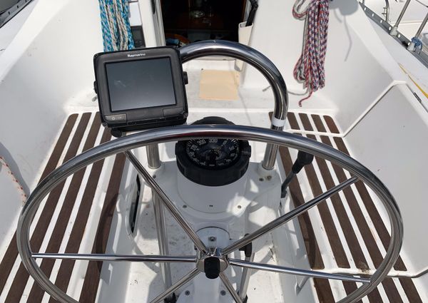 Beneteau 310-FIRST image