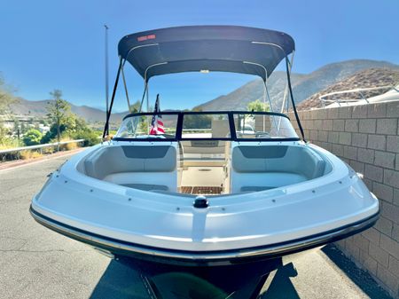 Bayliner VR5-BOWRIDER-I-O image