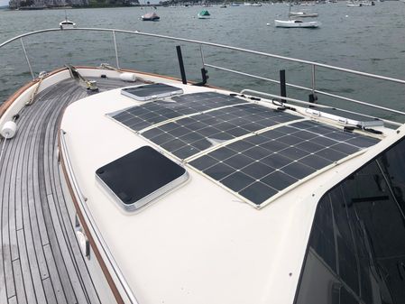 Legacy SEDAN-FLYBRIDGE image