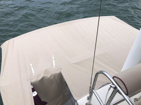 Legacy SEDAN-FLYBRIDGE image