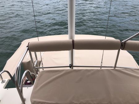 Legacy SEDAN-FLYBRIDGE image