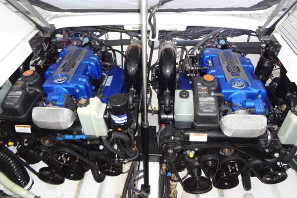 Formula 400 Super Sport image