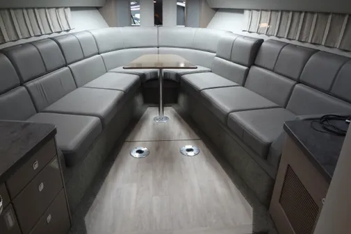 Formula 400 Super Sport image