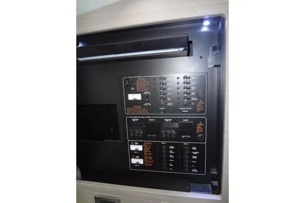 Formula 400 Super Sport image