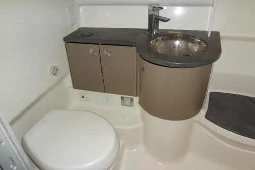 Formula 400 Super Sport image