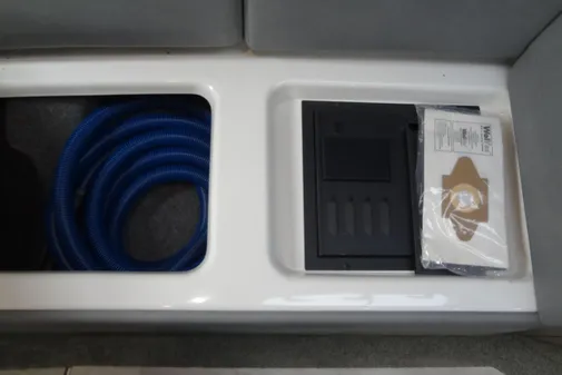 Formula 400 Super Sport image