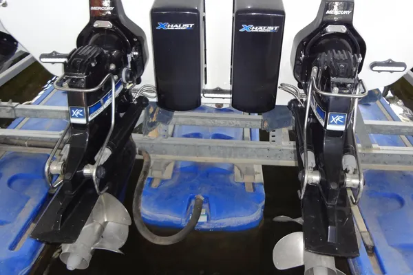 Formula 400 Super Sport image