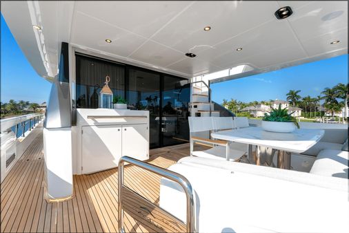 Azimut 78 FLY image