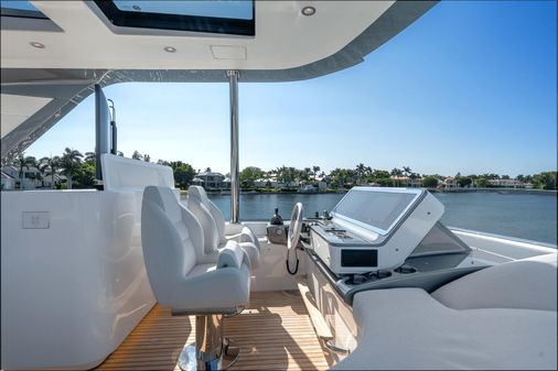 Azimut 78 FLY image