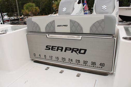 Sea Pro 322 DLX image