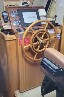 Mainship 34 Trawler image
