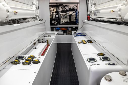 Custom Carolina F&S 61 Hardtop Express Sportfish image