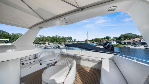 Hatteras 70 Cockpit Motor Yacht image