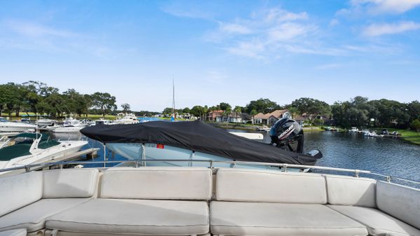 Hatteras 70 Cockpit Motor Yacht image