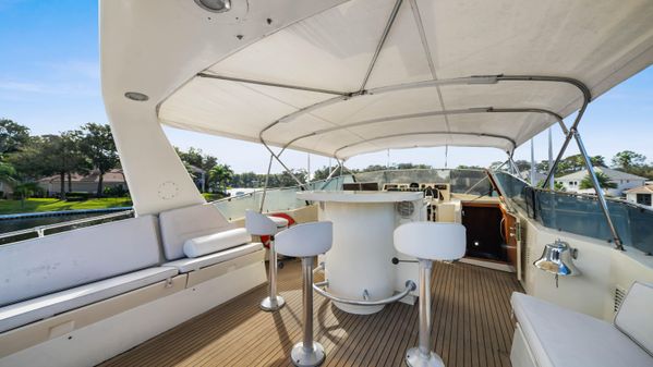 Hatteras 70 Cockpit Motor Yacht image