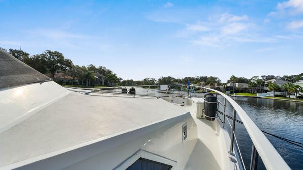 Hatteras 70 Cockpit Motor Yacht image