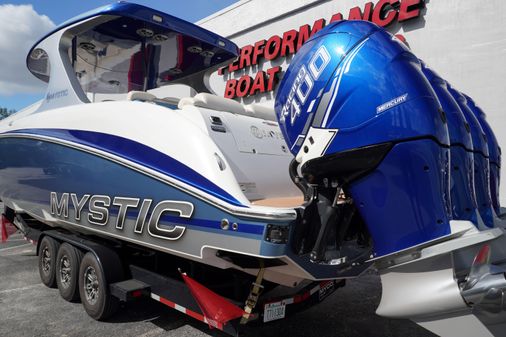 Mystic Powerboats M4200 image