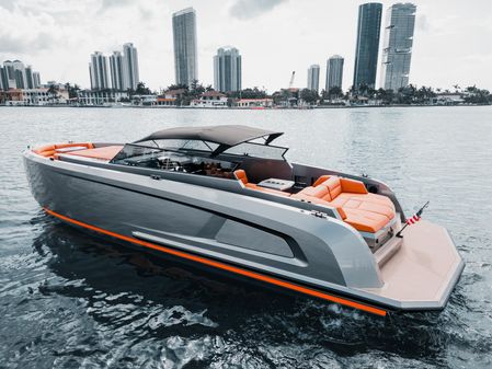 Vanquish Yachts VQ45 image