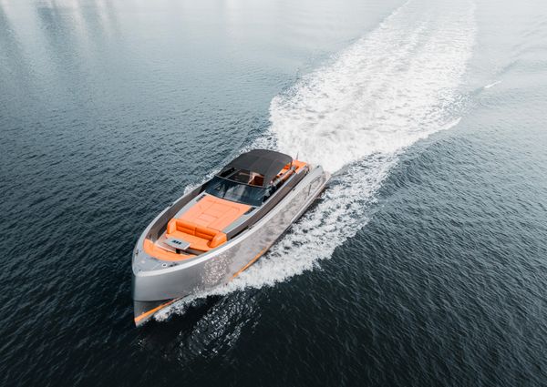 Vanquish Yachts VQ45 image